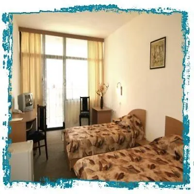 מלון Trakia Garden 3*